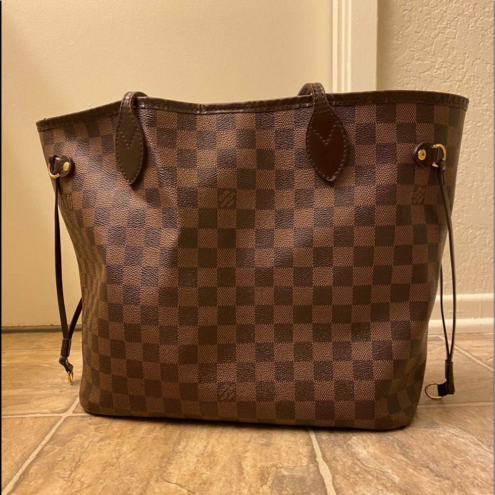 Louis Vuitton purse